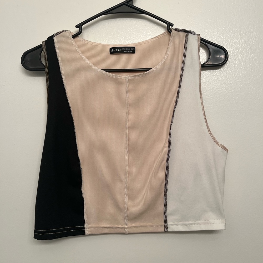 Multi Tone Ribbed Cropped Tank - Picture 2 of 4